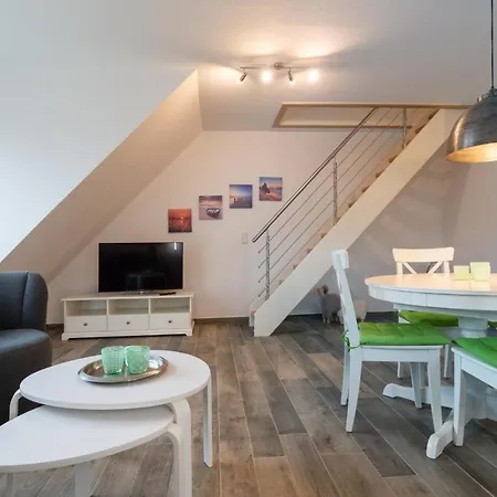 Steuerbord דירה דורנומרזיל