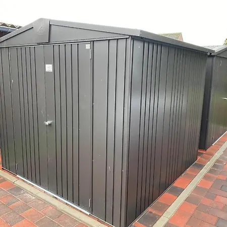 דירה Steuerbord *